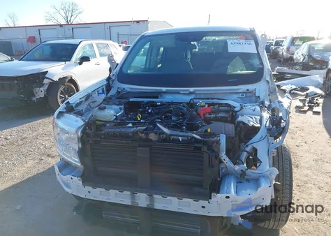 2024 Ford Maverick Xlt z USA, uszkodzony, nr VIN 3FTTW8H91RRB40617